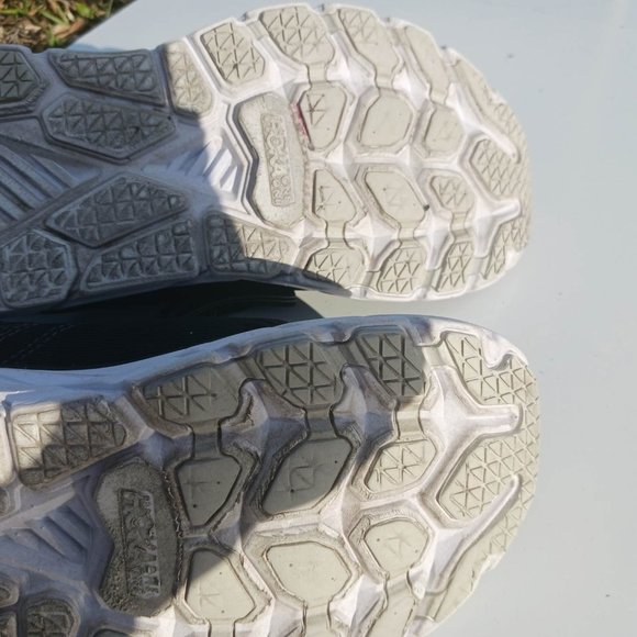 Hoka One One Size 7 Black White Kid's Sneaker Shoes - Picture 9 of 11